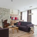 The House Zell Am Ξενοδοχείο με διαμερίσματα