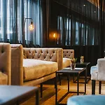 Ξενοδοχείο με διαμερίσματα The House Zell Am
