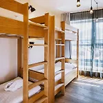 The House Zell Am Apart Otel