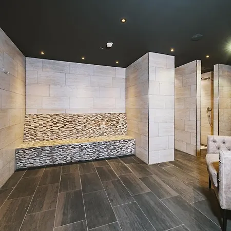 The House Zell Am アパートホテル ツェル アム ゼー