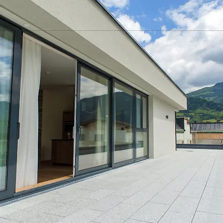 The House Zell Am 4* Zell am See