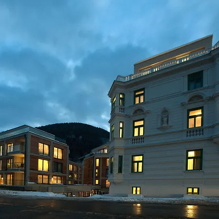 The House Zell Am 4*