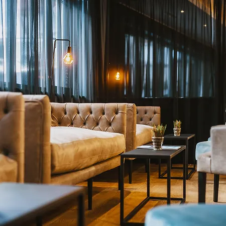 Aparthotel The House Zell Am