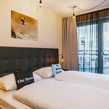 The House Zell Am 4* ツェル アム ゼー