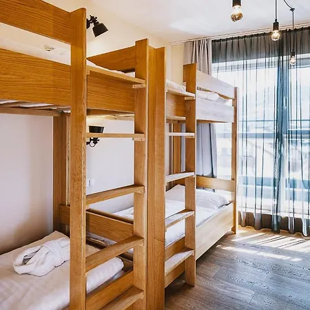 The House Zell Am アパートホテル