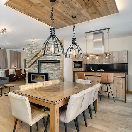 The House Zell Am 4* Zell am See