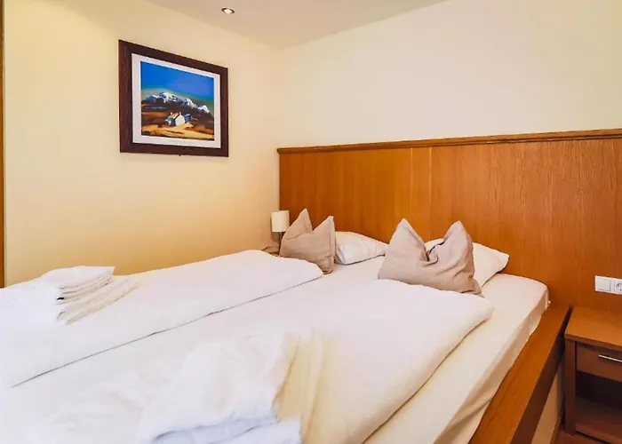 The House Zell Am Lejlighedshotel