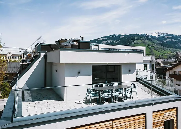 The House Zell Am Ξενοδοχείο με διαμερίσματα 4*